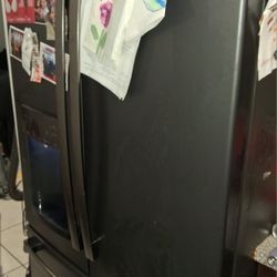 General Electric  Refrigerator 