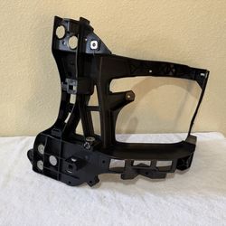 2013-2018 Dodge Ram Headlight Bracket