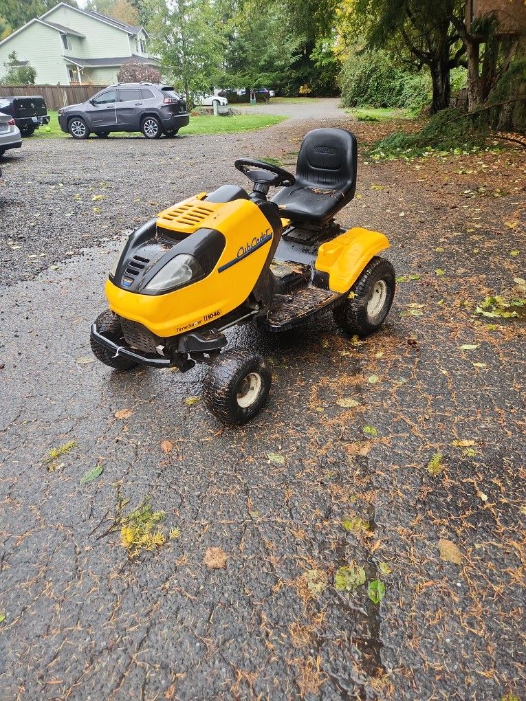 Cub Cadet Lawn Mower