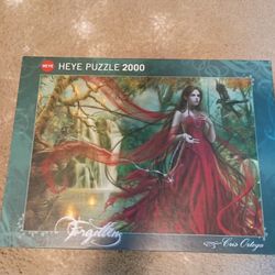 2000 Piece Puzzle Fantasy Red Dress Witch 