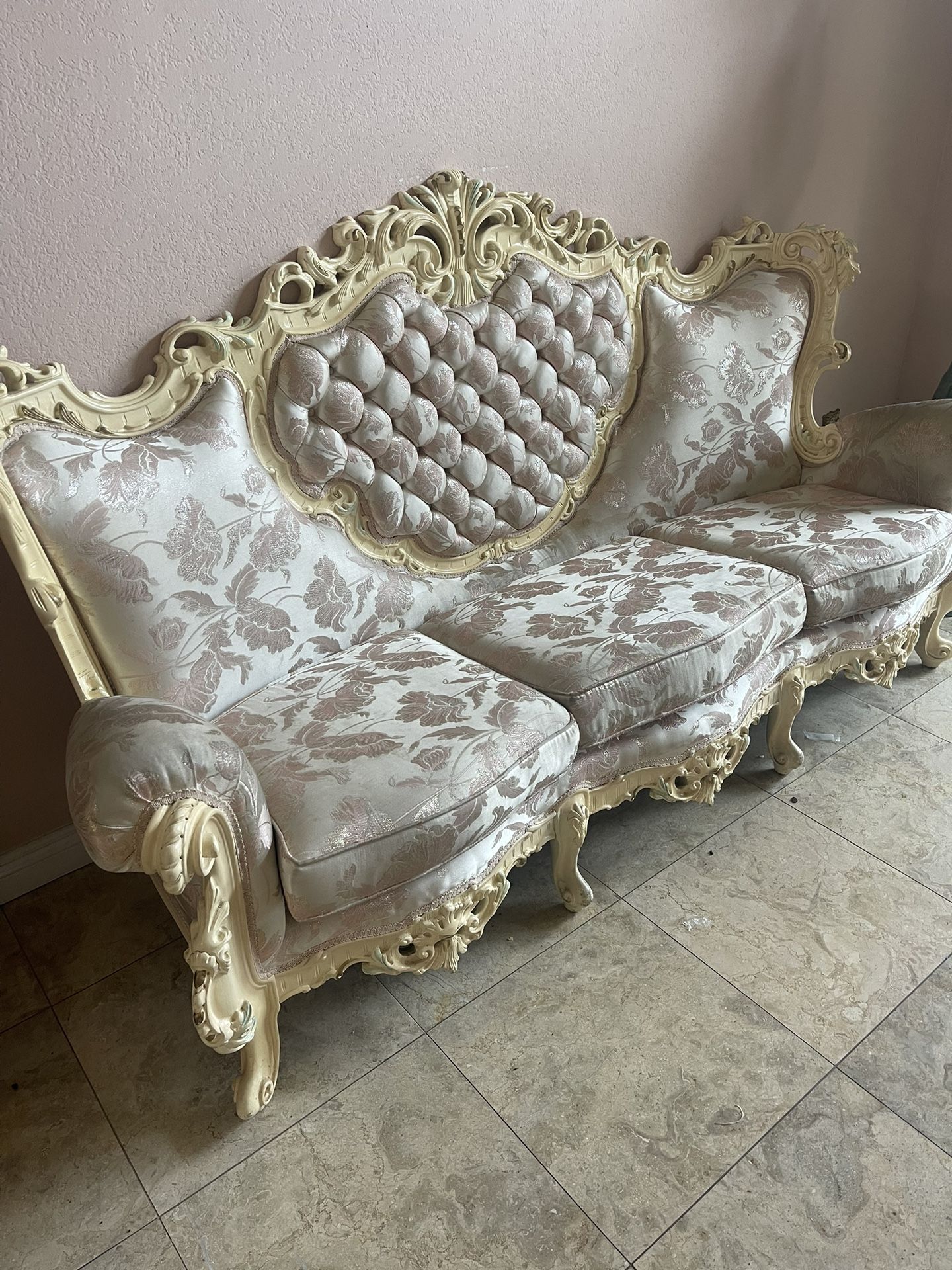Italian Furniture Living Room Sofa, Chair And End Table