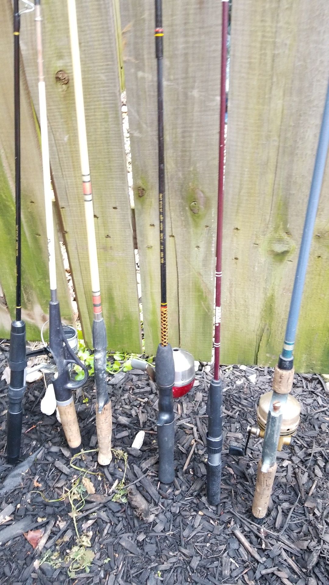 Very nice assorted 6 fishing poles some old some newer