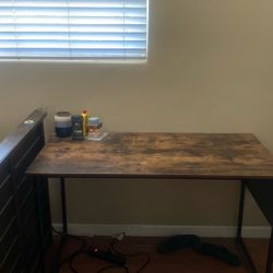 Wooden desks (2)