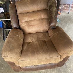 Recliner 