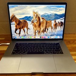 MacBook Pro 15” 2017 3.1 Ghz Quad-core intel i7 16GB RAM 500GB SSD Fully Functional!!