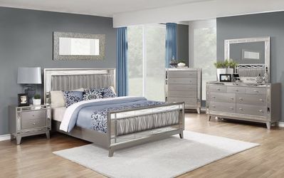 Brand new Queen Bedroom set ( queen bed, dresser, mirror and 1 nightstand) mattress sold separately