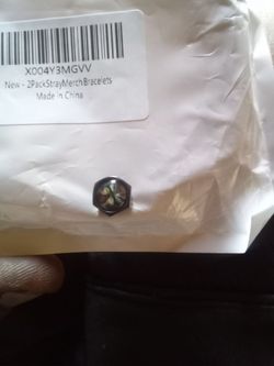 Butterfly valve stem caps