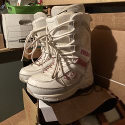 Snowboard-ski Boots , Women’s!