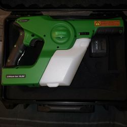 2 Victory Fog Machines