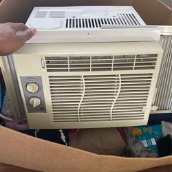 AC conditioner