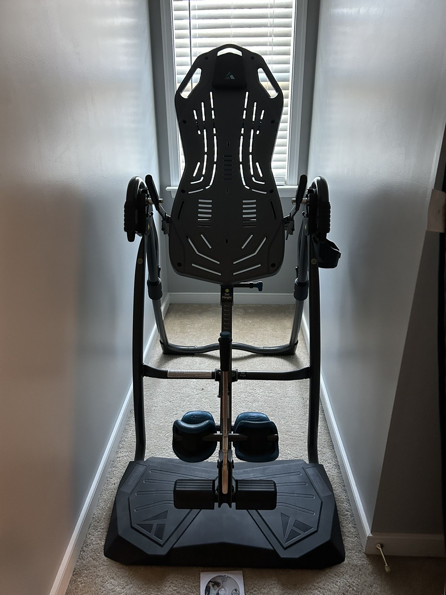 Teeter Inversion Table