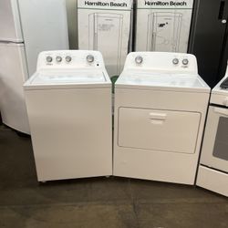 Whirlpool Top Load Washer With Agitator And Gas Dryer Set