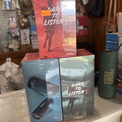 JBL Flip 6 Bluetooth Speaker