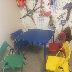 Kids Table And 4 Chairs 