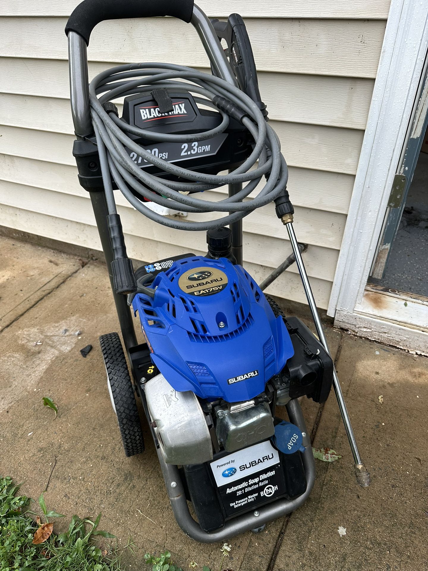 Subaru Pressure Washer 2700 PSI EA175V