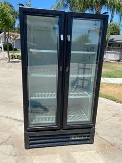True Commercial Double Door Refrigerator