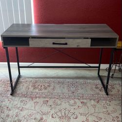 Computer Desk with Drawer 