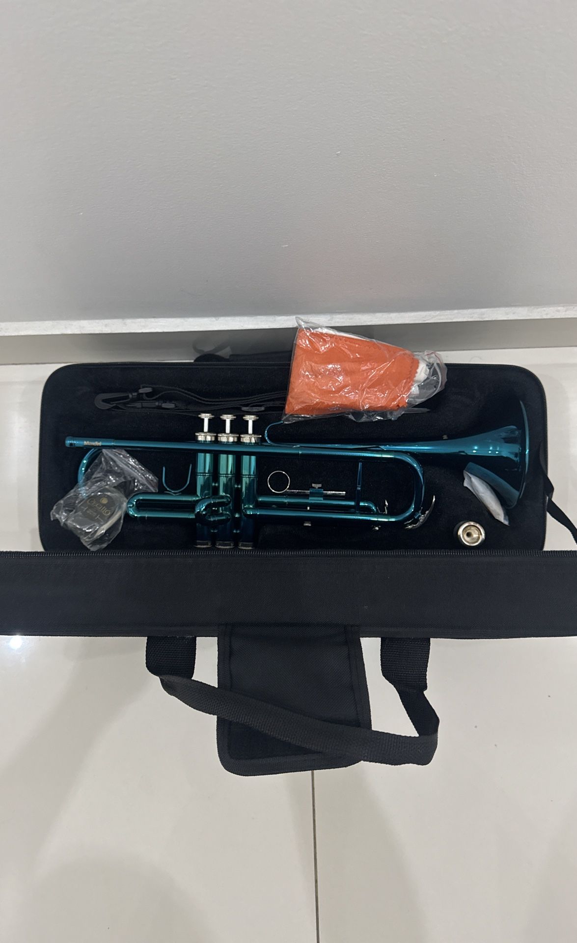 Mendini By Cecilio Trumpet $100