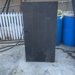 storage containers 