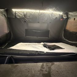 FSR Hard Shell Roof Top Tent 49”  