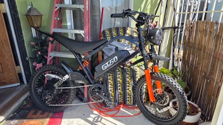 E-Bike Dirt Bike style