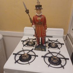 The Beefeater Yeoman