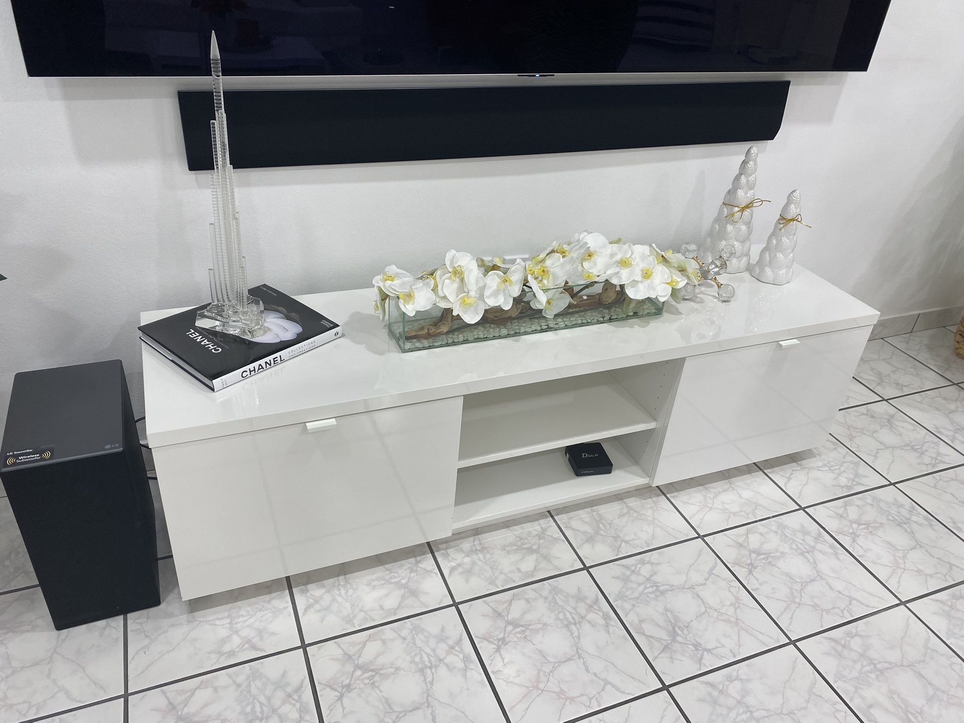 Stand TV Table & Coffee Table