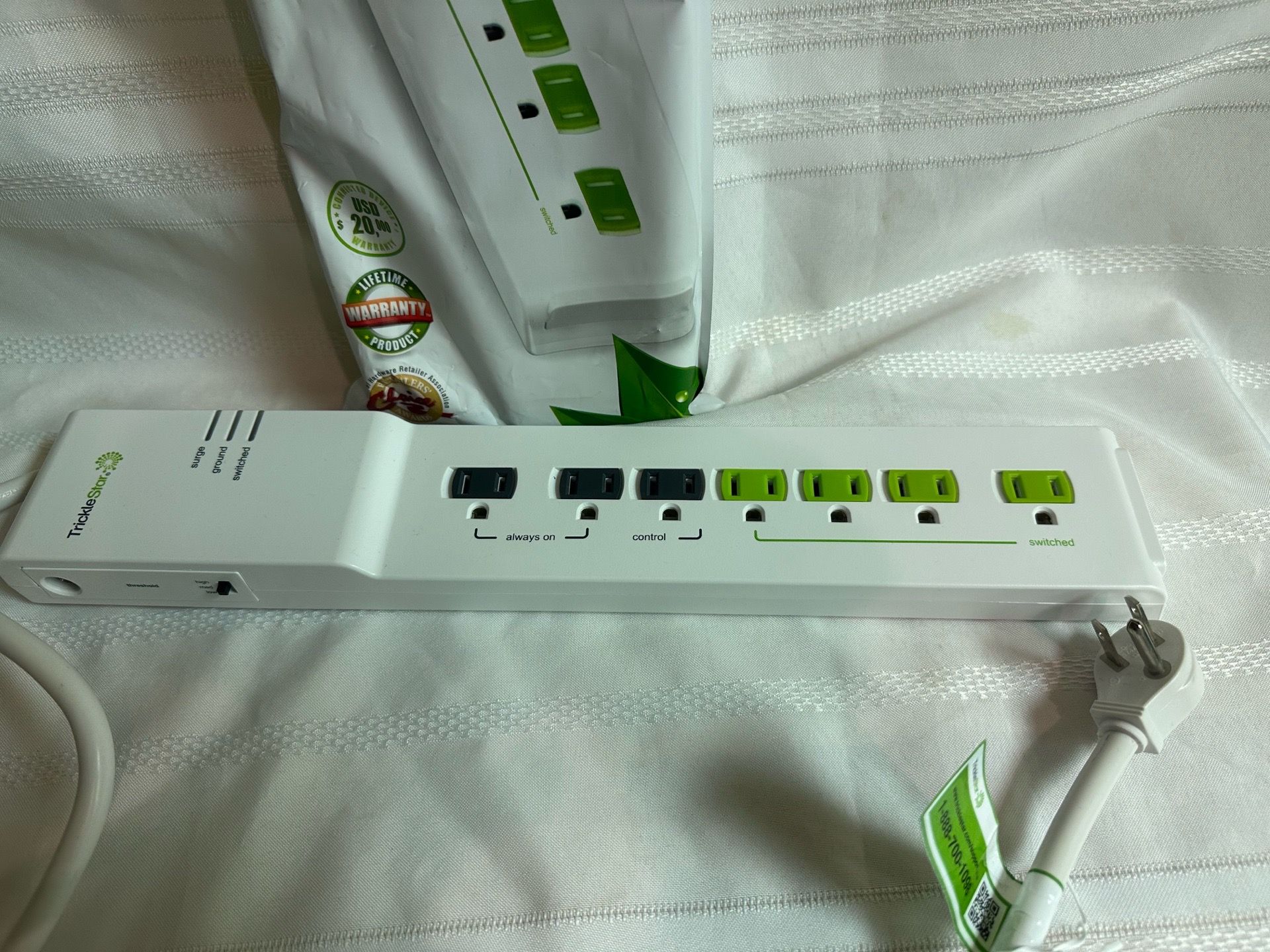 7 outlet Advanced power strip