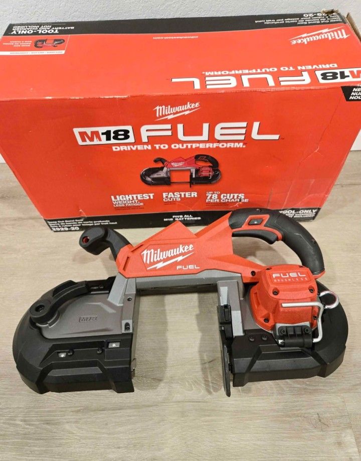 Milwaukee FUEL 18V Variable Speed Deep Cut Band Saw (Tool-Only)