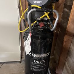 Air compressor