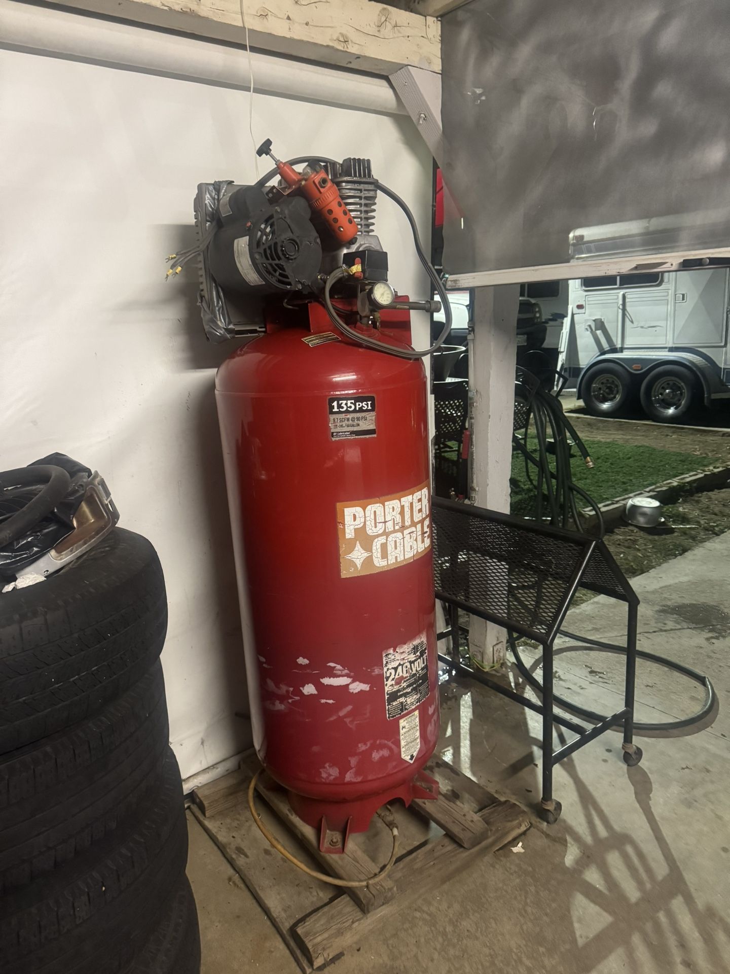 Compresor 240 comercial