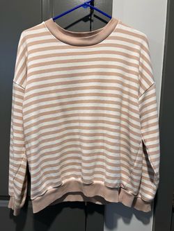 Forever 21 sweater Small