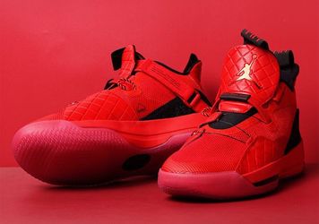 Jordan XXXIII University Red Size 10 DS