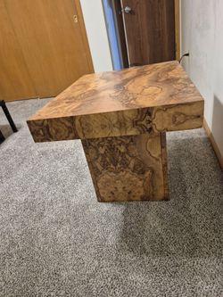 End table