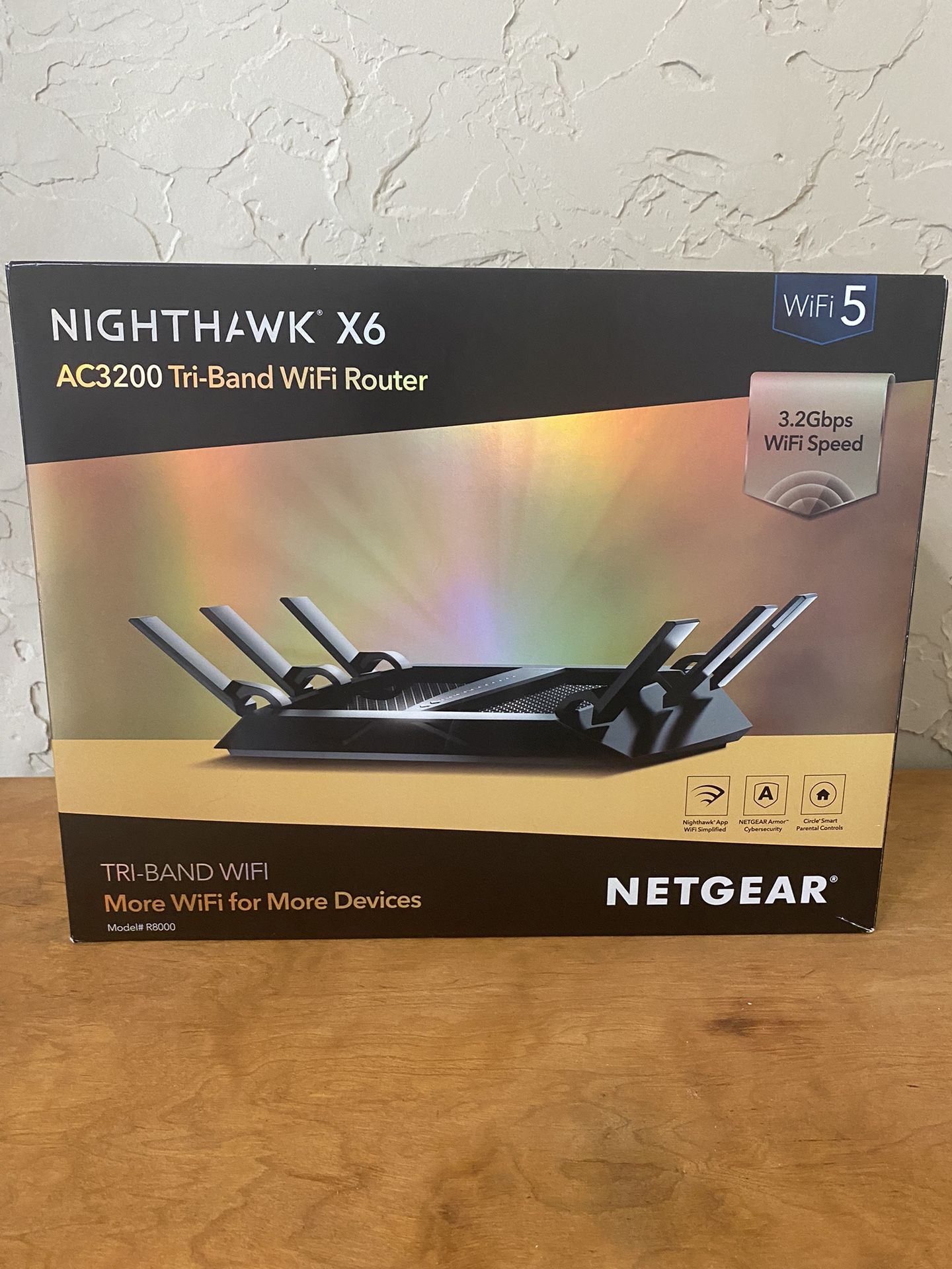 Netgear Nighthawk Tri Band Router AC3200 Like New