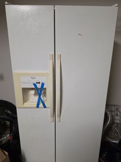 Whirlpool refridgerator with working ice maker