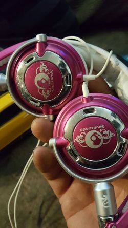 Skull candy headphones