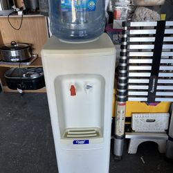 5 Gallon Water Machine 