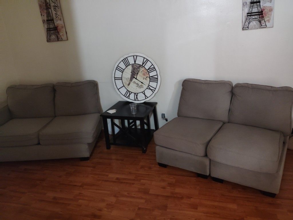 Couches Set
