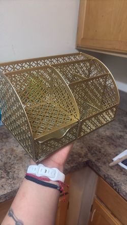Pen organizers