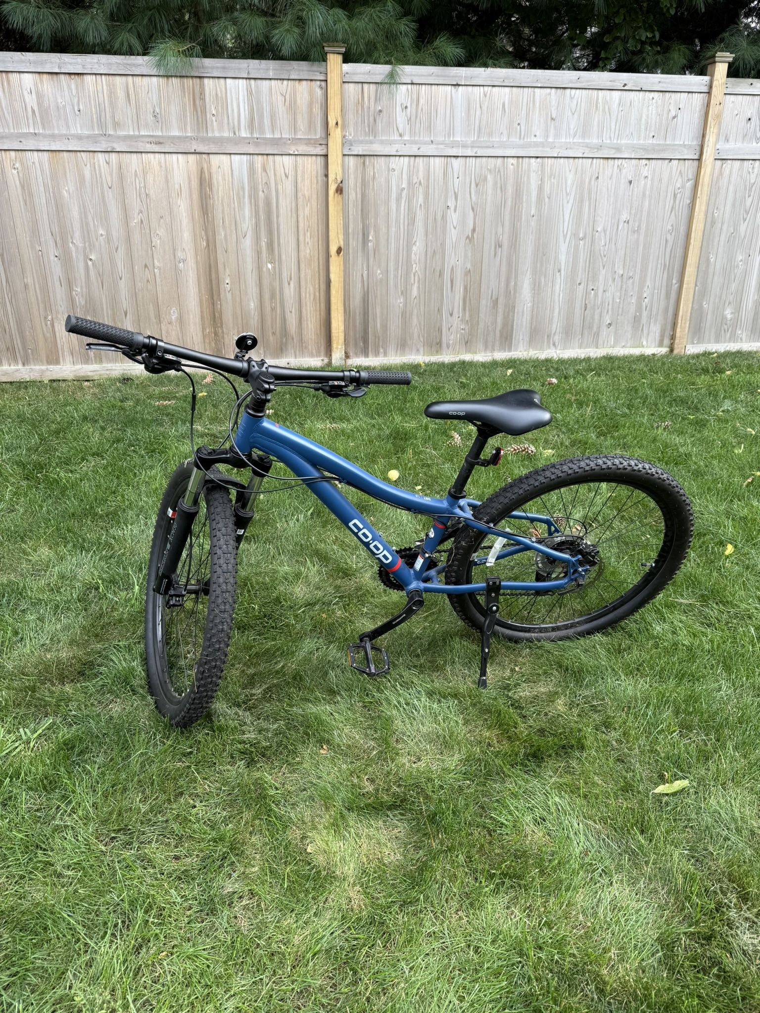 DRT 1.0 Mountain Bike - Color: Mineral Blue