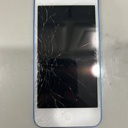 7th generation Blue 32GB iPod touch - cracked screen or for parts