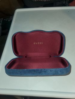 Large authentic GUCCI velour case, with blood red interior.