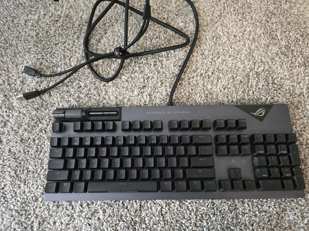 Rog Strix Flare II Keyboard