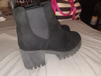 Women Size 8