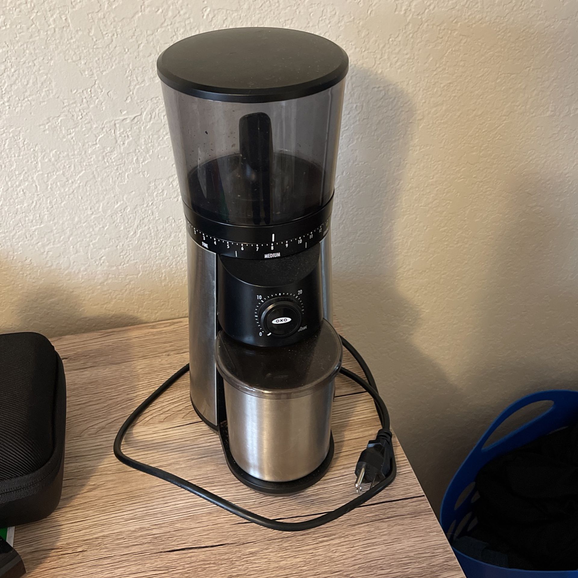 Beautiful OXO Coffee Grinder for Sale in Dallas, TX - OfferUp