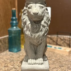 Concrete Lion Statue – King of the Jungle Decor