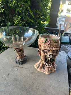 Vintage New Old Stock Spencer’s Gifts Zombie Chip-n-Dip Set: