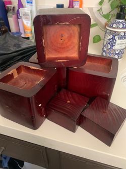 Bed risers