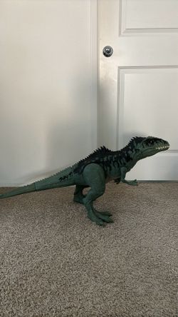 Jurassic World Giganotosaurus Dinosaur  Toy